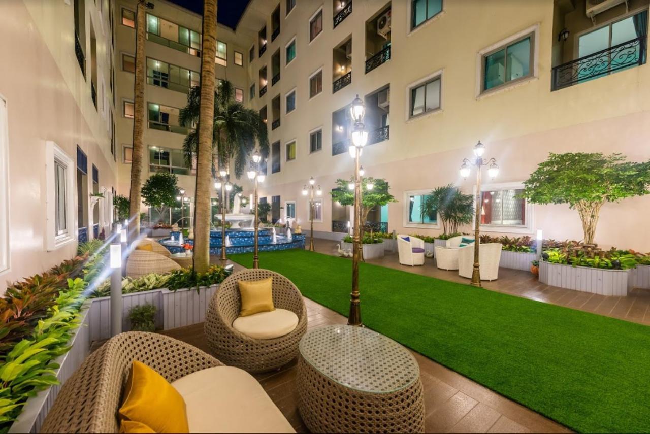 Napheera Royal Tel Hotel Ban Khlong Bang Krathiam Exterior foto