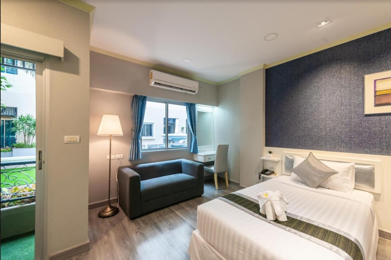 Napheera Royal Tel Hotel Ban Khlong Bang Krathiam Exterior foto