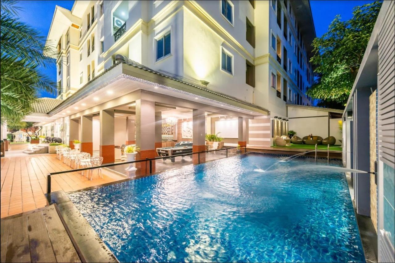 Napheera Royal Tel Hotel Ban Khlong Bang Krathiam Exterior foto